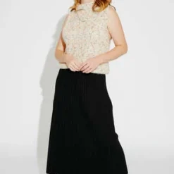 Ali GoldenKnit Pleated Skirt - Black