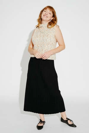 Ali GoldenKnit Pleated Skirt - Black 1 Ali GoldenKnit Pleated Skirt - Black