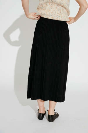 Ali GoldenKnit Pleated Skirt - Black 7 Ali GoldenKnit Pleated Skirt - Black - Image 7