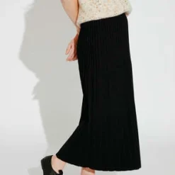 Ali GoldenKnit Pleated Skirt - Black 21 Ali GoldenKnit Pleated Skirt - Black -Outlet Lustro Wear Store Ali Golden Knit Pleated Skirt Black 20231027124332