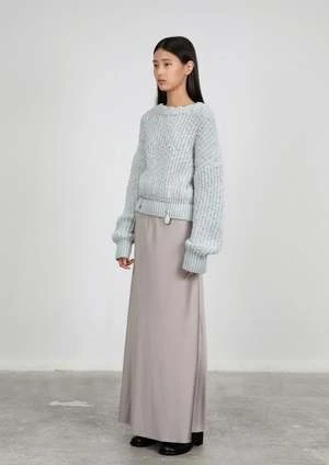 AMOMENTOAmomento Silky Long Skirt - Beige 5 AMOMENTOAmomento Silky Long Skirt - Beige - Image 5