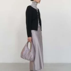 AMOMENTOAmomento Silky Long Skirt - Beige 21 AMOMENTOAmomento Silky Long Skirt - Beige -Outlet Lustro Wear Store Amomento Silky Long Skirt Beige 20230826003831 2