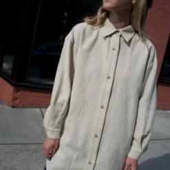 Atelier DelphineOversized Washed Wool Overlay - Cream -Outlet Lustro Wear Store Atelier Delphine Oversized Washed Wool Overlay Cream 20230912215159 2