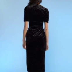 CYNTHIA ROWLEYCRUSH VELVET TEE DRESS - Black 13 CYNTHIA ROWLEYCRUSH VELVET TEE DRESS - Black -Outlet Lustro Wear Store CRUSH VELVET TEE DRESS 20221229175534 1