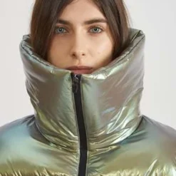 Canadian ClassicsSummerside Jacket - Recycled Glossy Bronze 5 Canadian ClassicsSummerside Jacket - Recycled Glossy Bronze -Outlet Lustro Wear Store Canadian Classics Summerside Recycled Glossy Bronze 20231018201549 1