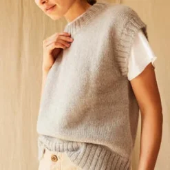 Caron CallahanDana Vest