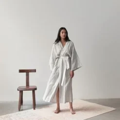 Deiji StudiosThe 02 Full Length Robe - Pinstripe -Outlet Lustro Wear Store Deiji Studios The 02 Full Length Robe Pinstripe 20211112040550 1