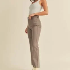 Just Black DenimThe Sandy Kick Flare 25 Just Black DenimThe Sandy Kick Flare -Outlet Lustro Wear Store Just Black Denim The Sandy Kick Flare 20231027224409