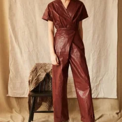 Caron CallahanOdile Jumpsuit - Chocolate -Outlet Lustro Wear Store Odile Jumpsuit Chocolate 20230827213426 1