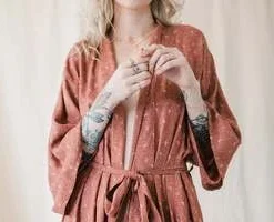 OnderbroeksClassic Robe - Rosewood 12 OnderbroeksClassic Robe - Rosewood -Outlet Lustro Wear Store Onderbroeks Classic Robe Rosewood 20230105062228