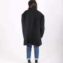 Sean SuenOversized Notched Lapel Coat - Black 9 Sean SuenOversized Notched Lapel Coat - Black -Outlet Lustro Wear Store Oversized Notched Lapel Coat in Black by Sean Suen 20231101193929 3