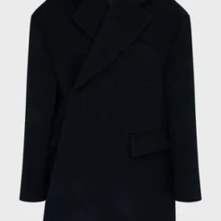 Sean SuenOversized Notched Lapel Coat - Black 10 Sean SuenOversized Notched Lapel Coat - Black -Outlet Lustro Wear Store Oversized Notched Lapel Coat in Black by Sean Suen 20231101193930