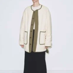 Mijeong ParkReversible Padded Jacket - Olive/Cream 17 Mijeong ParkReversible Padded Jacket - Olive/Cream -Outlet Lustro Wear Store Reversible Padded Jacket Olive Cream 20231014212833