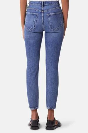 AGOLDERiley HR Straight Crop - Transfer 3 AGOLDERiley HR Straight Crop - Transfer - Image 3