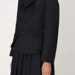 Comme Des Garcons Comme Des GarçonsSingle Breasted Texture Blazer - Black 8 Comme Des Garcons Comme Des GarçonsSingle Breasted Texture Blazer - Black -Outlet Lustro Wear Store Single Breasted Texture Blazer in Black 20231102032903 3