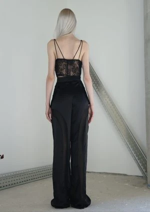 MaetUMBRA Silk Lace Set - Black 3 MaetUMBRA Silk Lace Set - Black - Image 3