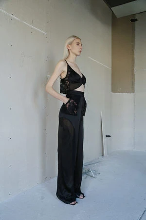 MaetUMBRA Silk Lace Set - Black 5 MaetUMBRA Silk Lace Set - Black - Image 5